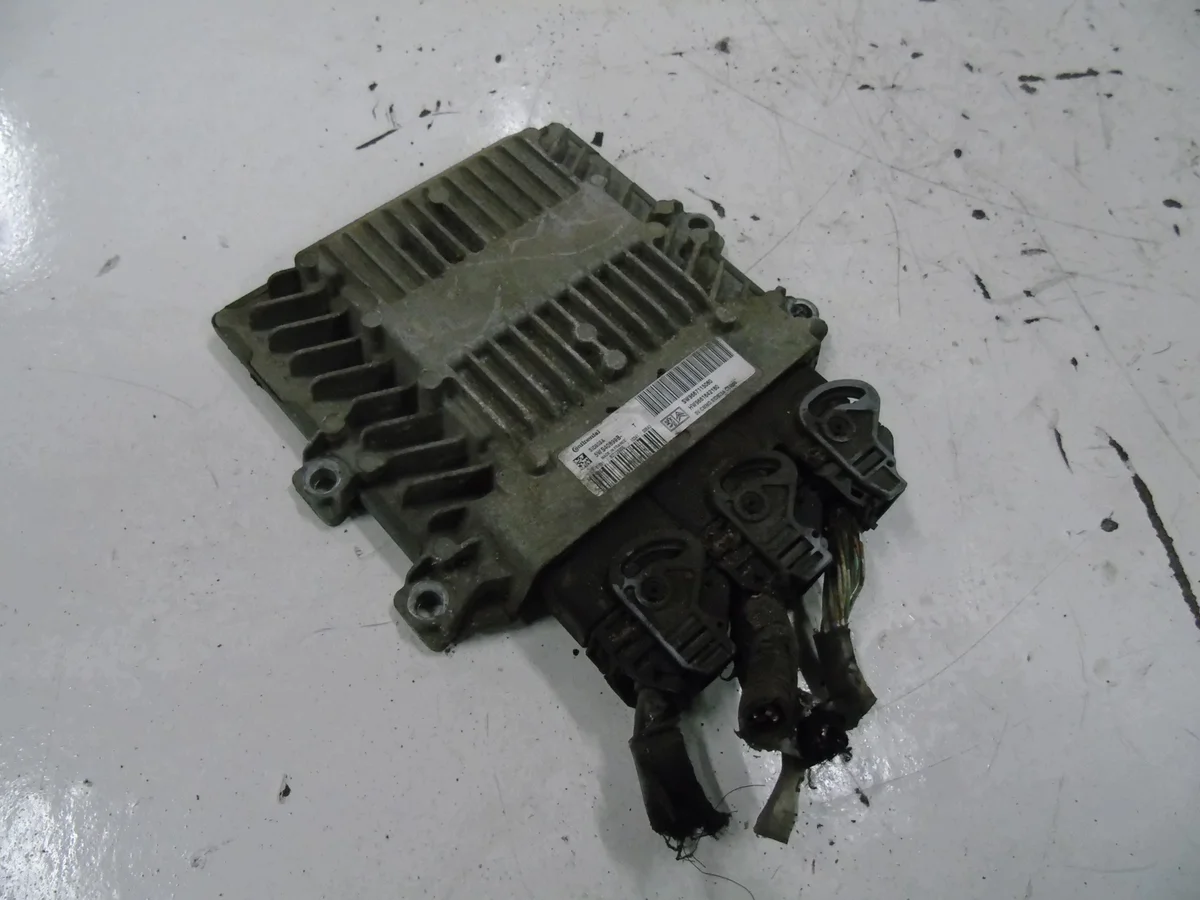 Engine Control Unit Continental 9666115080 Peugeot Citroen