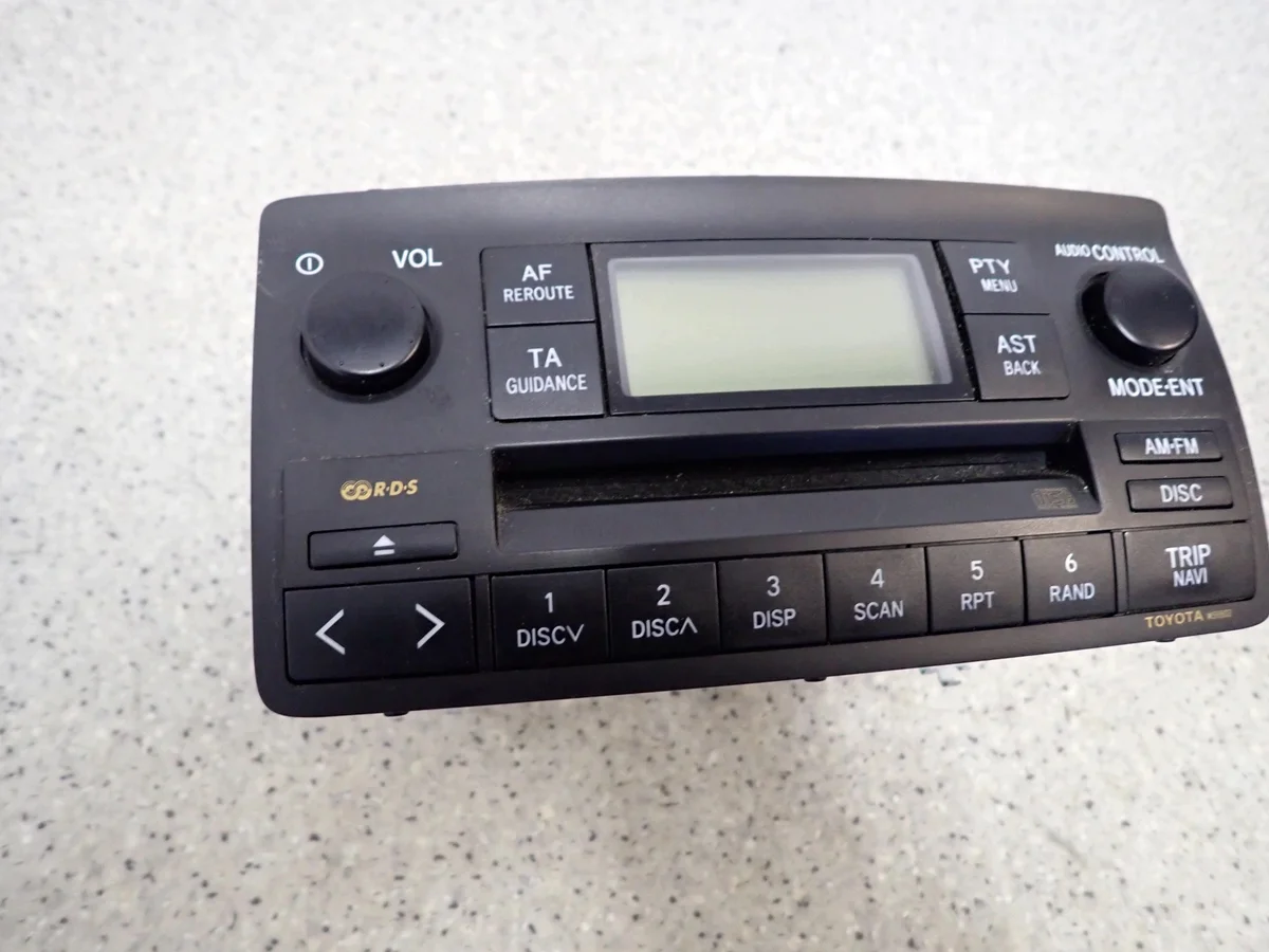 Radio CD Toyota Corolla E12 86120-02260 2002-2004