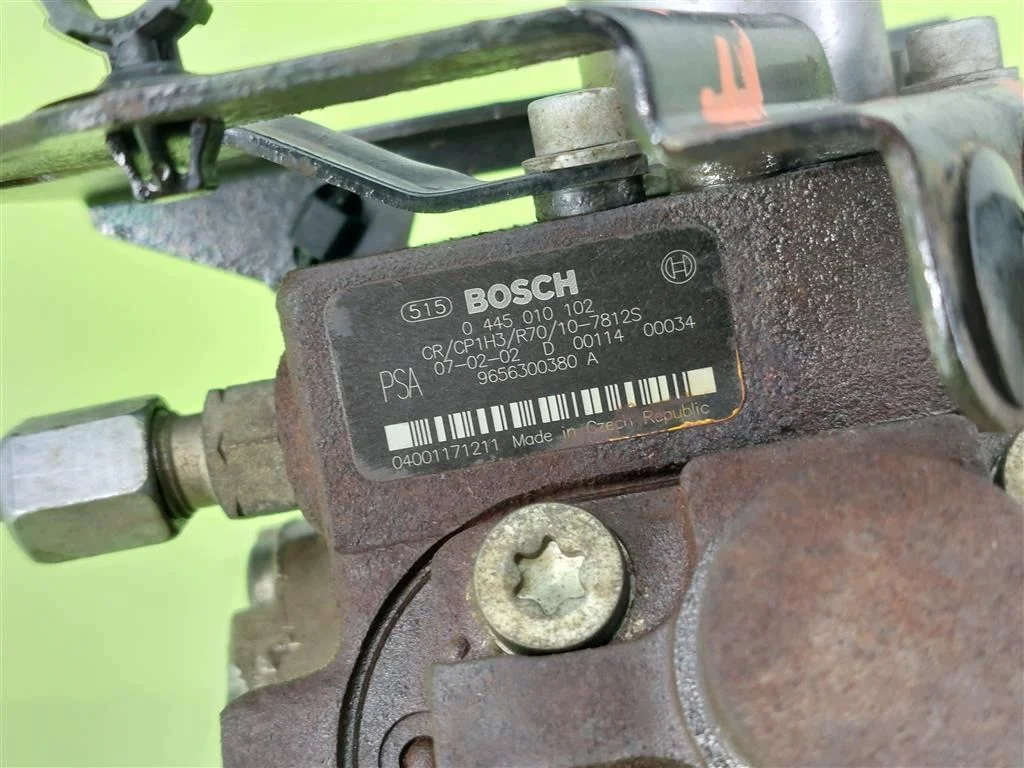 Injection Pump Citroen C3 1.6HDI 0445010102 image 5