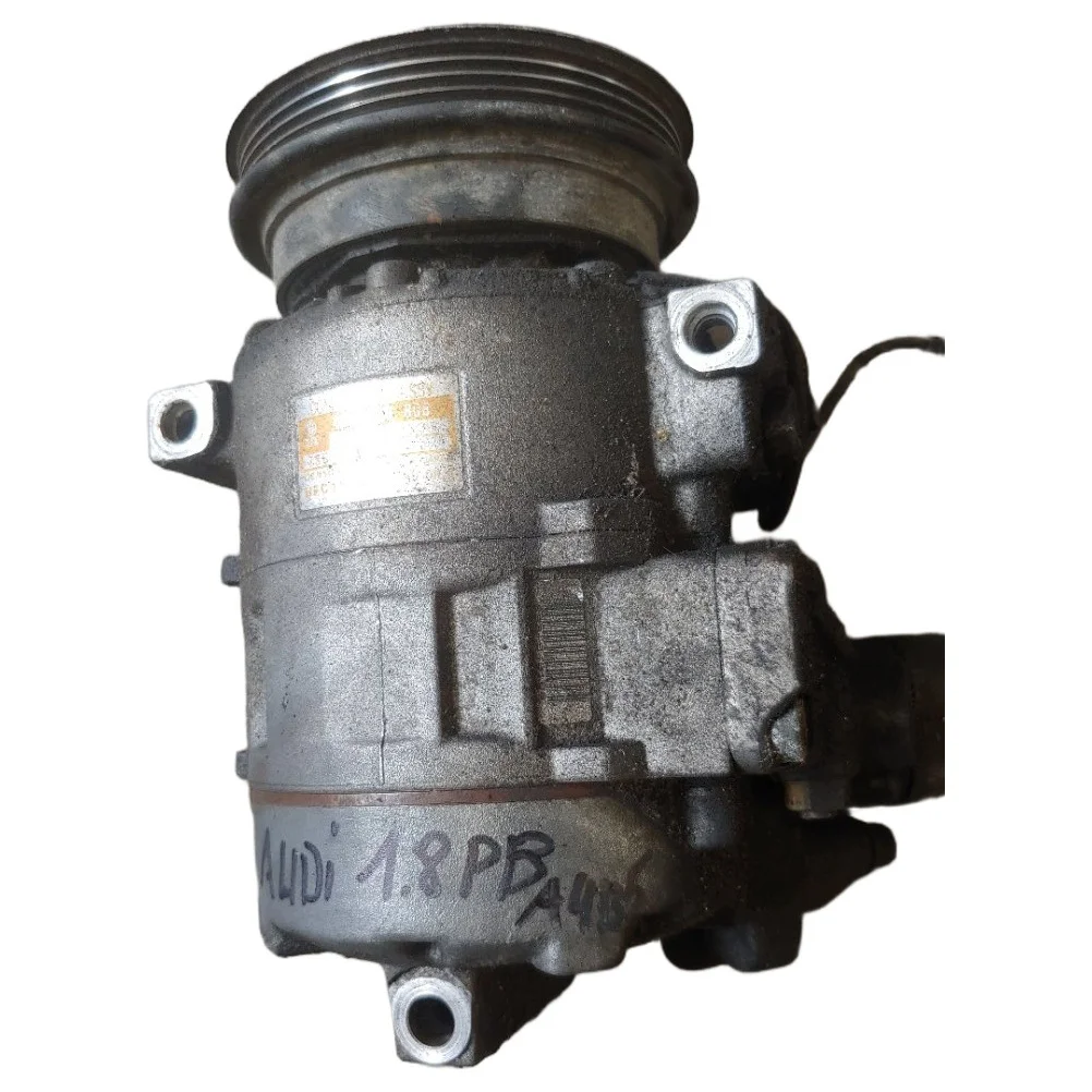 Compresseur de climatisation Audi 8D0260808 A4 B5 A6 C5