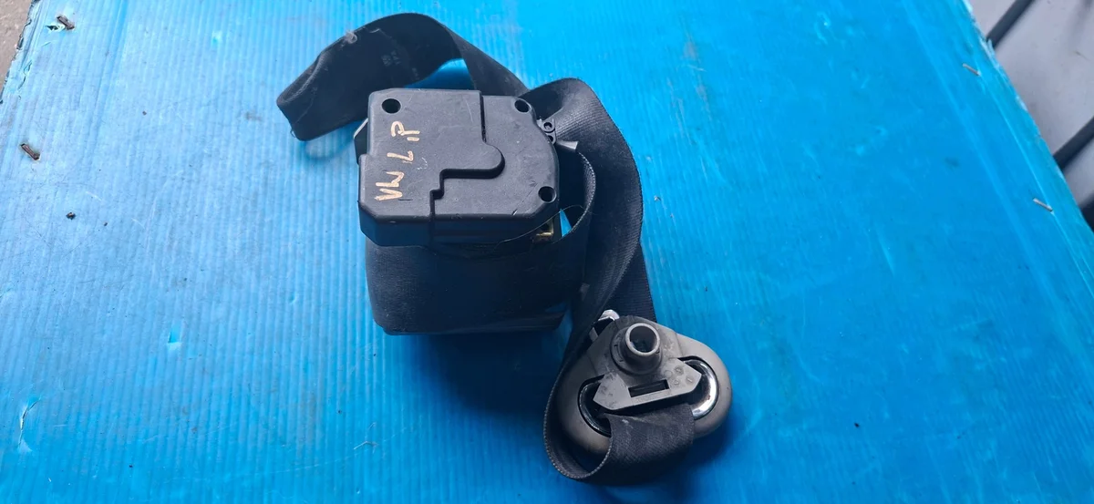 Volkswagen Beetle Seat Belt Left Front 1C1857705G