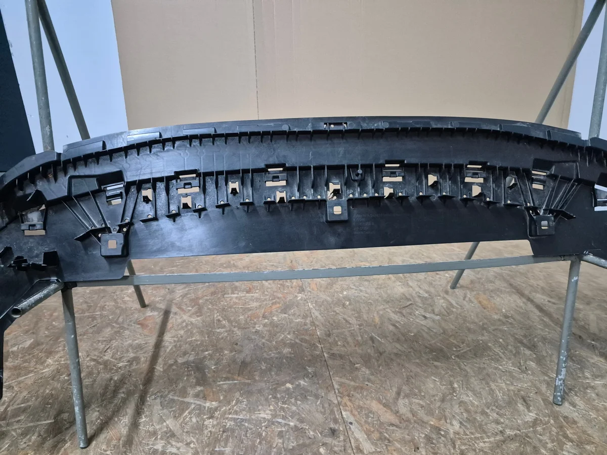 Audi A3 8Y 8Y0807233 Untere Stoßfängerabdeckung vorne image 3