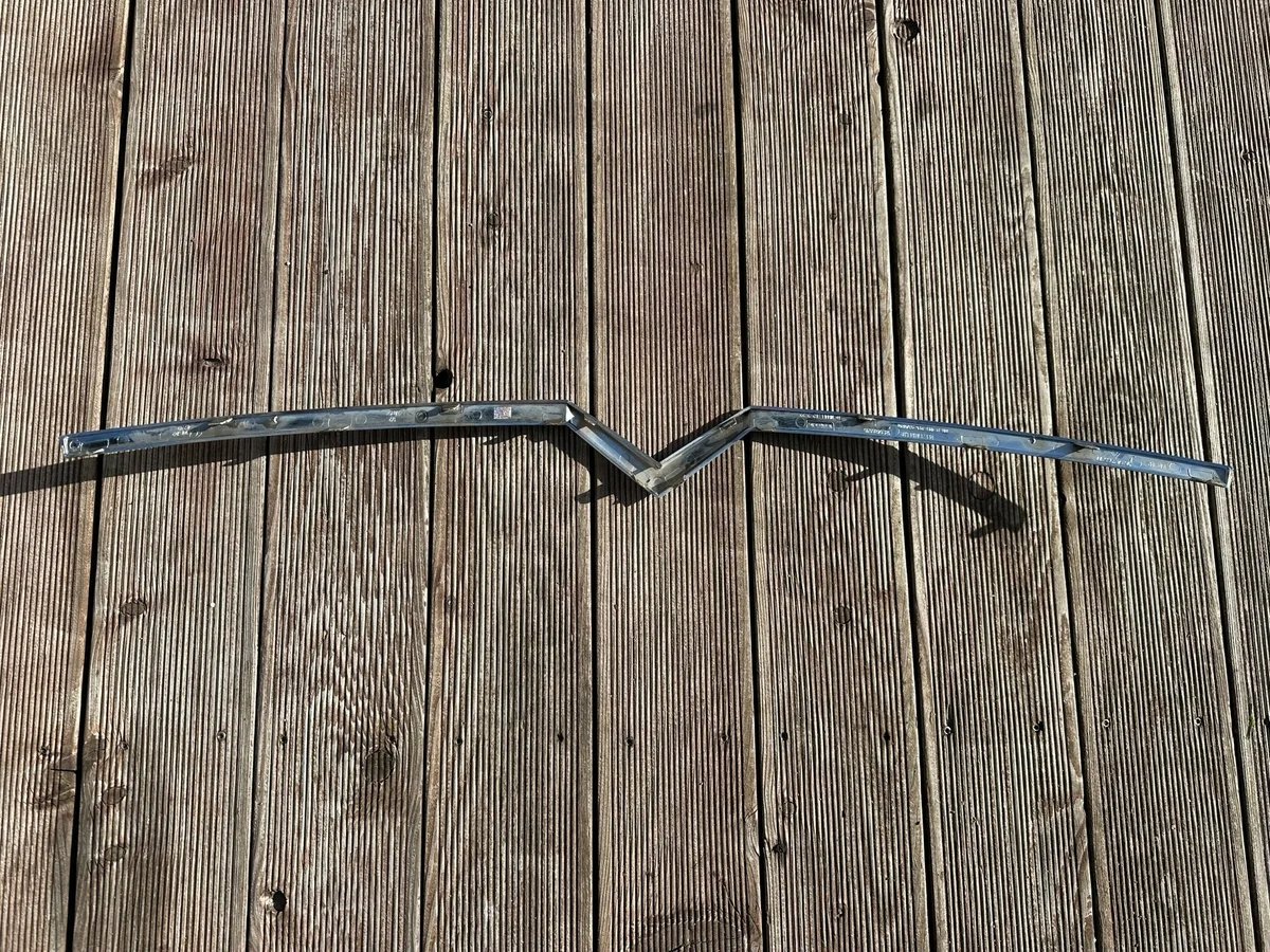 Citroen C4 Picasso Front Bumper Trim 9654195577