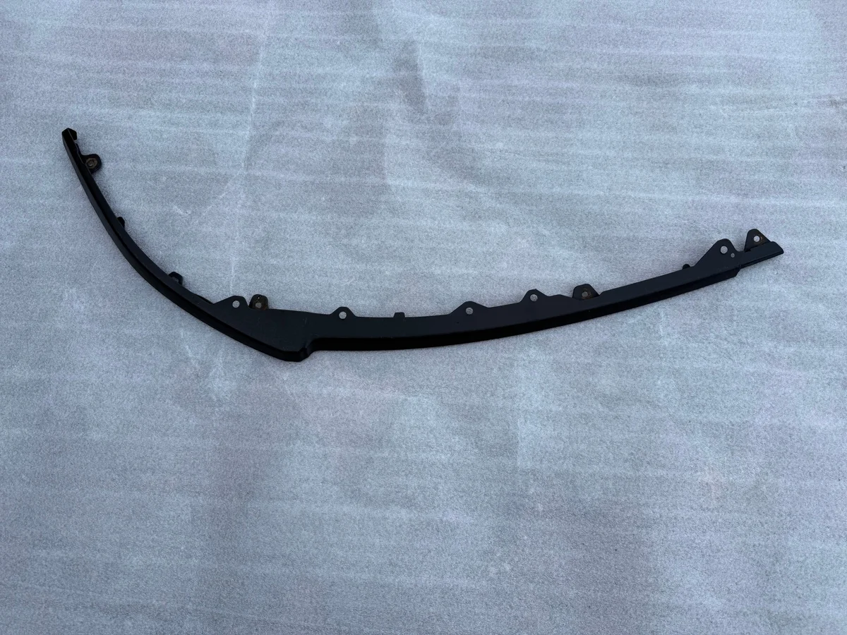 Sierlijst bumper voor Toyota Verso 76084-0F060