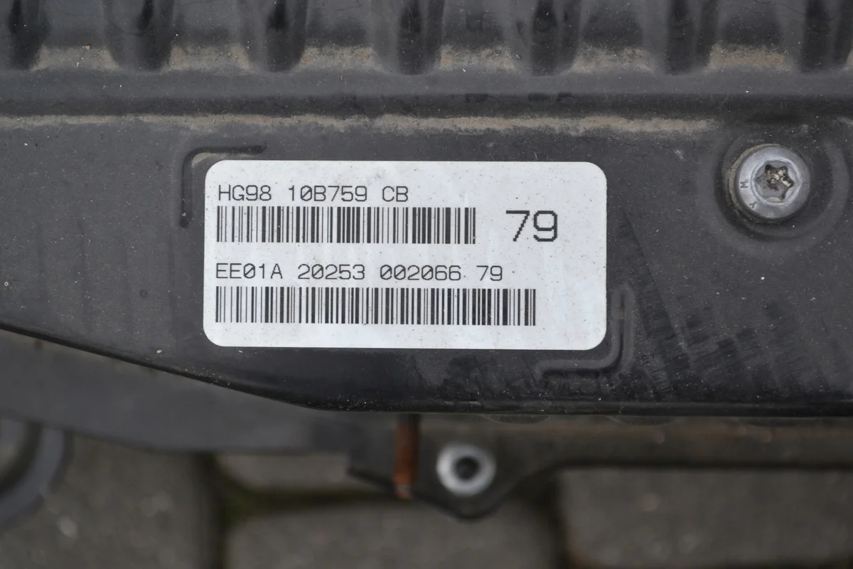 Akku Ford Mondeo MK5 2.0 Hybridi HG98-10B759-CB image 3