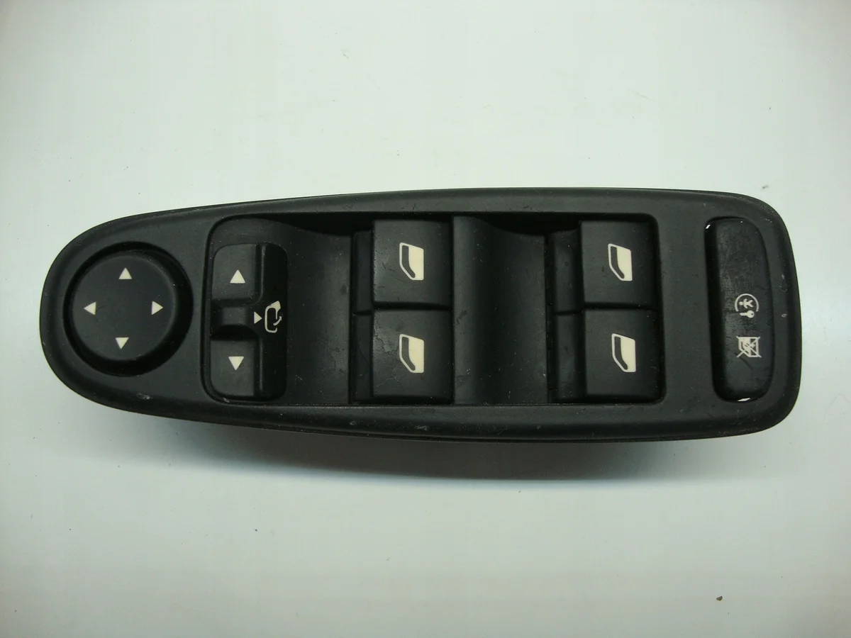 Schakelaar ramen links voor Citroen C4 Picasso 96639383ZD
