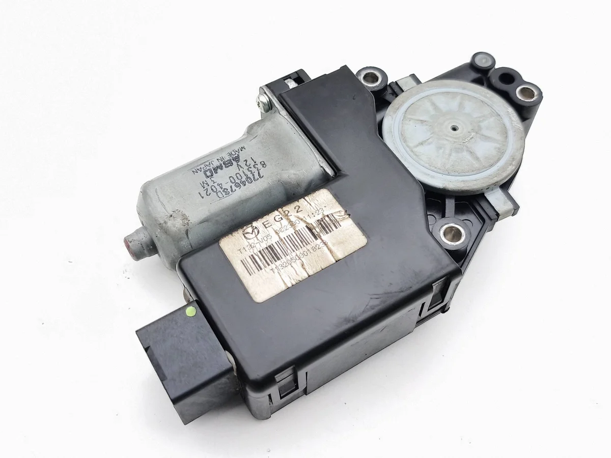 Moteur de toit ouvrant Mazda CX-7 7704678D