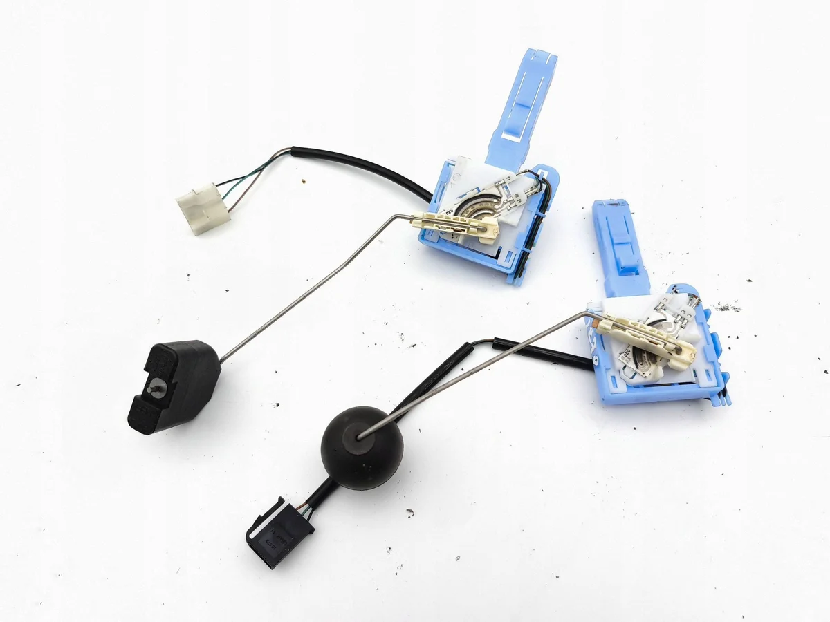 Bränslepumpsensor Porsche Cayenne A2C53358215