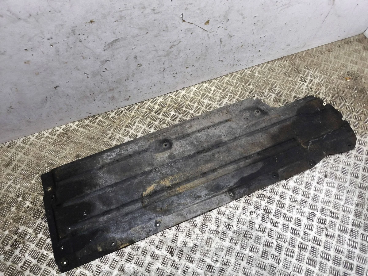 Cache sous-châssis Ford Focus JX6BF11132A image 7
