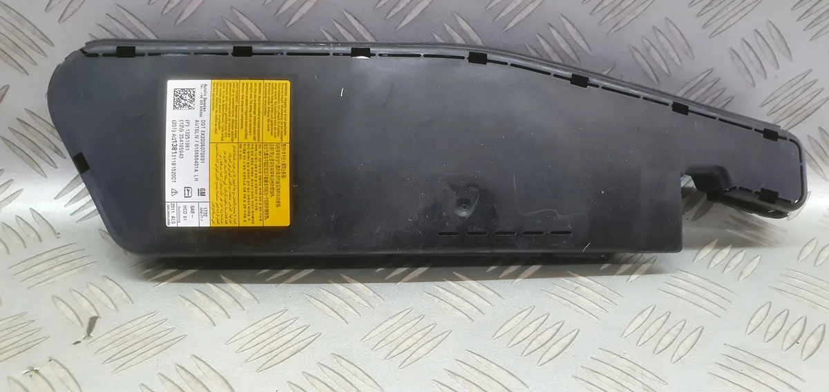 Opel Astra J - Coussin gonflable de siège gauche