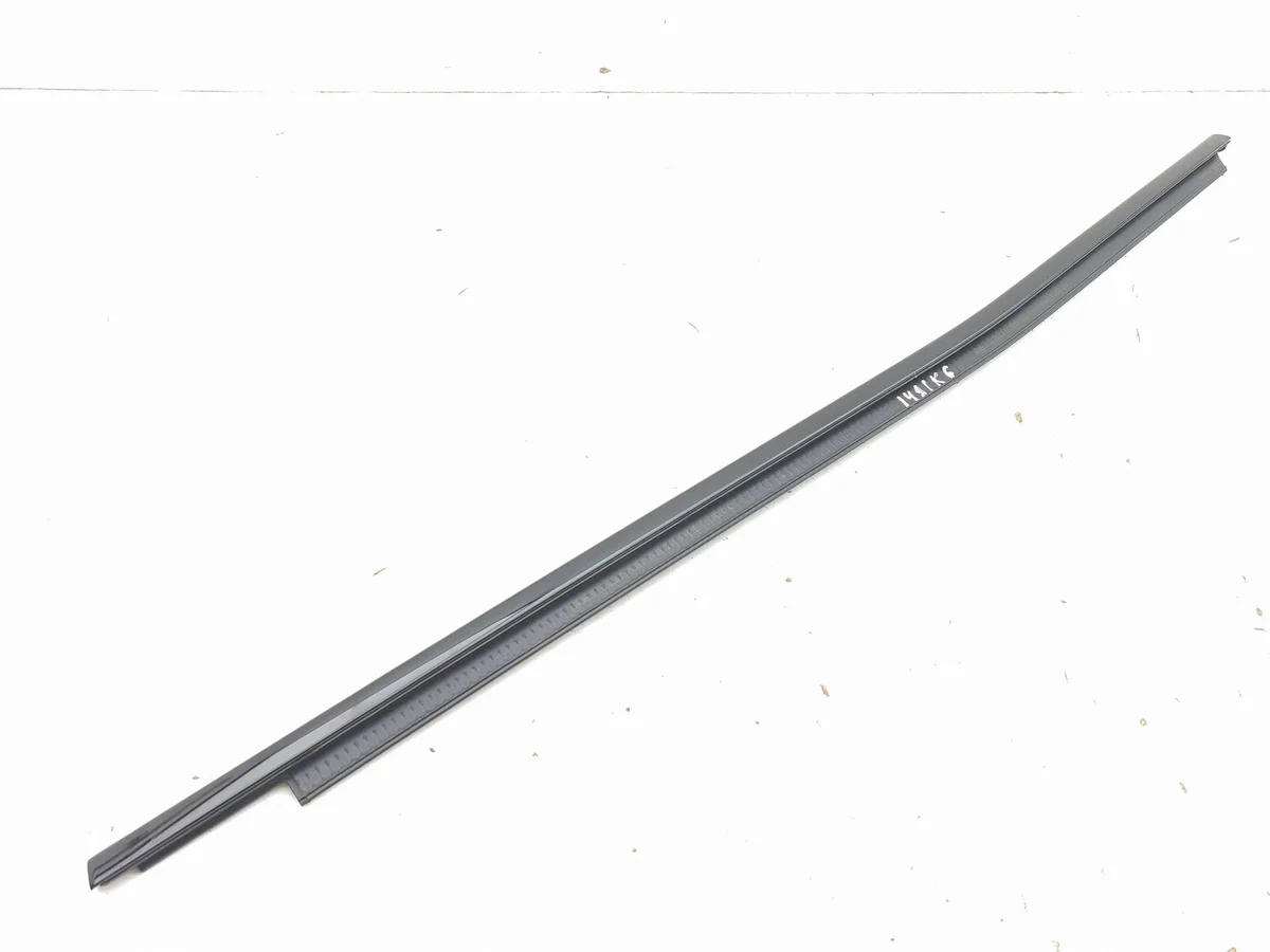 List för bakre fönsterlist BMW iX2 (U10) 5A2FC5103