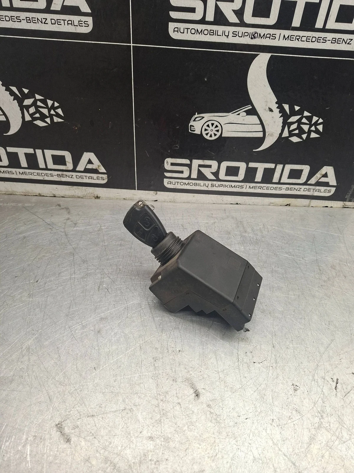 Interruptor de encendido Mercedes-Benz Sprinter A9065454008