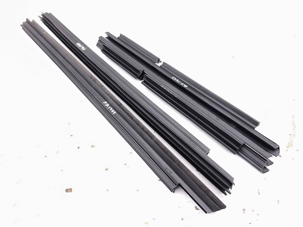 Junta Parabrisas Puerta Delantera Toyota Corolla E210 AMD272799