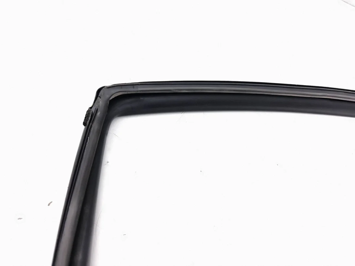 Joint de vitre de porte arrière Toyota Corolla E210 AMD272518 image 4