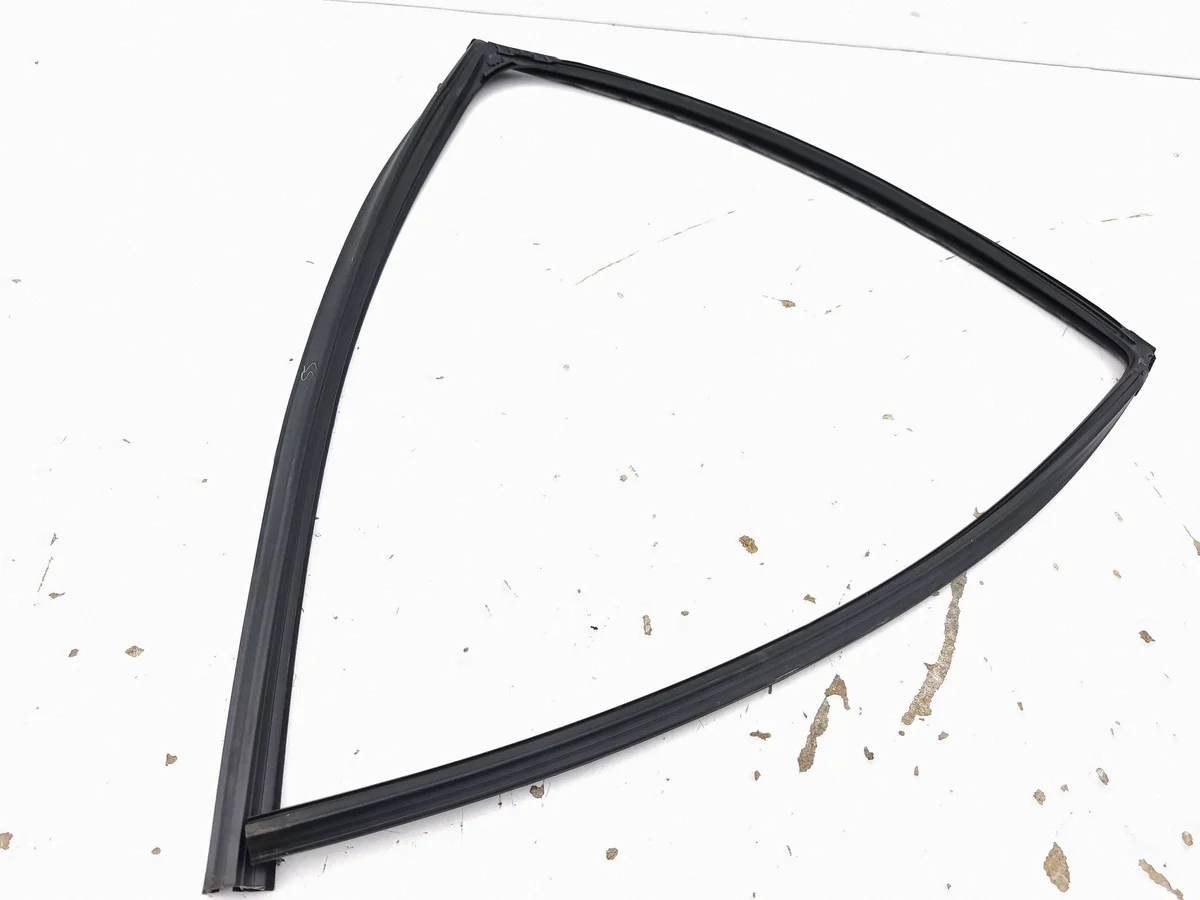 Joint de vitre de porte arrière Toyota Corolla E210 AMD272518 image 6