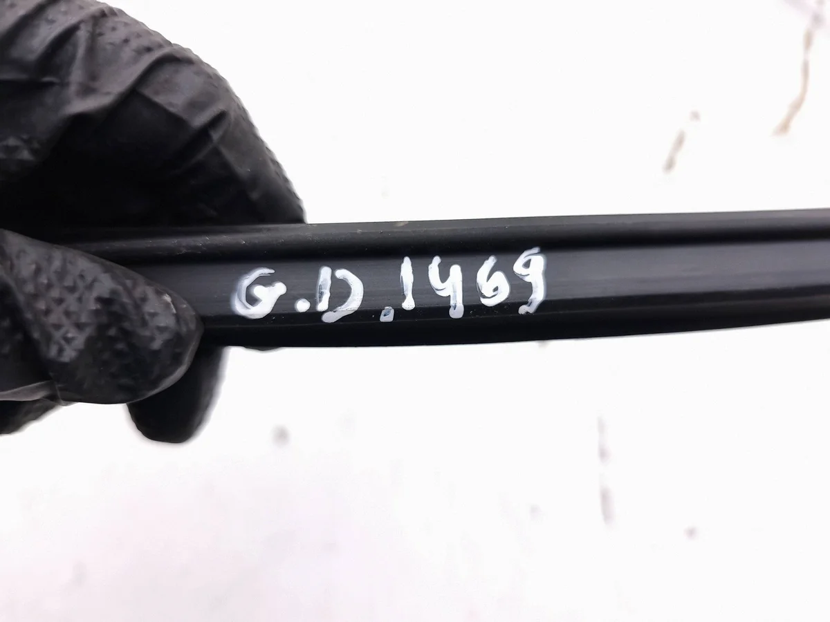 Joint de vitre de porte arrière Toyota Corolla E210 AMD272518 image 9