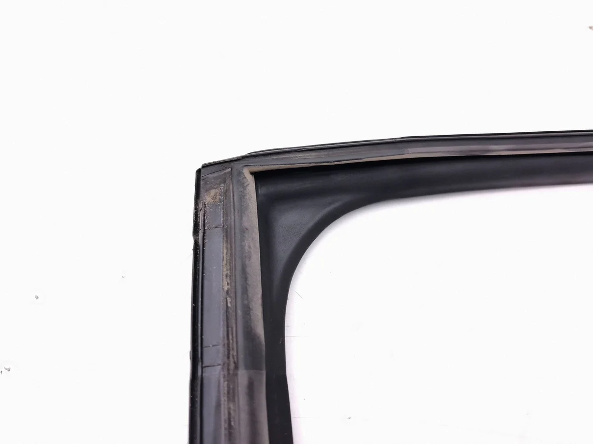 Joint de vitre de porte arrière Toyota Corolla E210 AMD272519 image 3