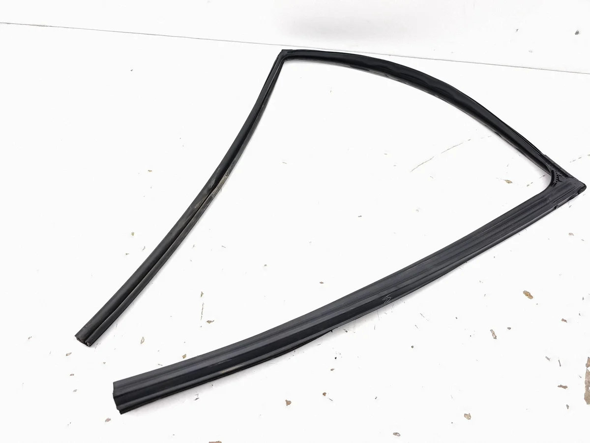 Joint de vitre de porte arrière Toyota Corolla E210 AMD272519 image 5