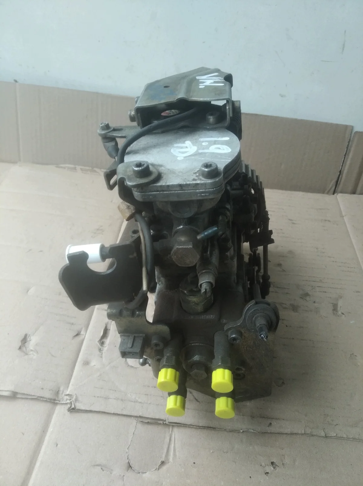 Ruiskutuspumppu Audi 80 B4, Passat B3/B4, Toledo I 1,9 TD OEM 0460494284 thumbnail 3