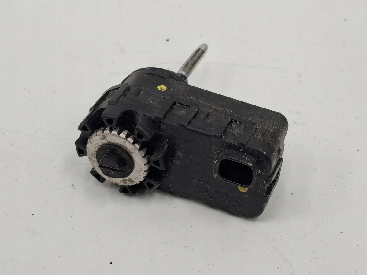 Headlight Adjuster Motor Mitsubishi Outlander ECM92121300