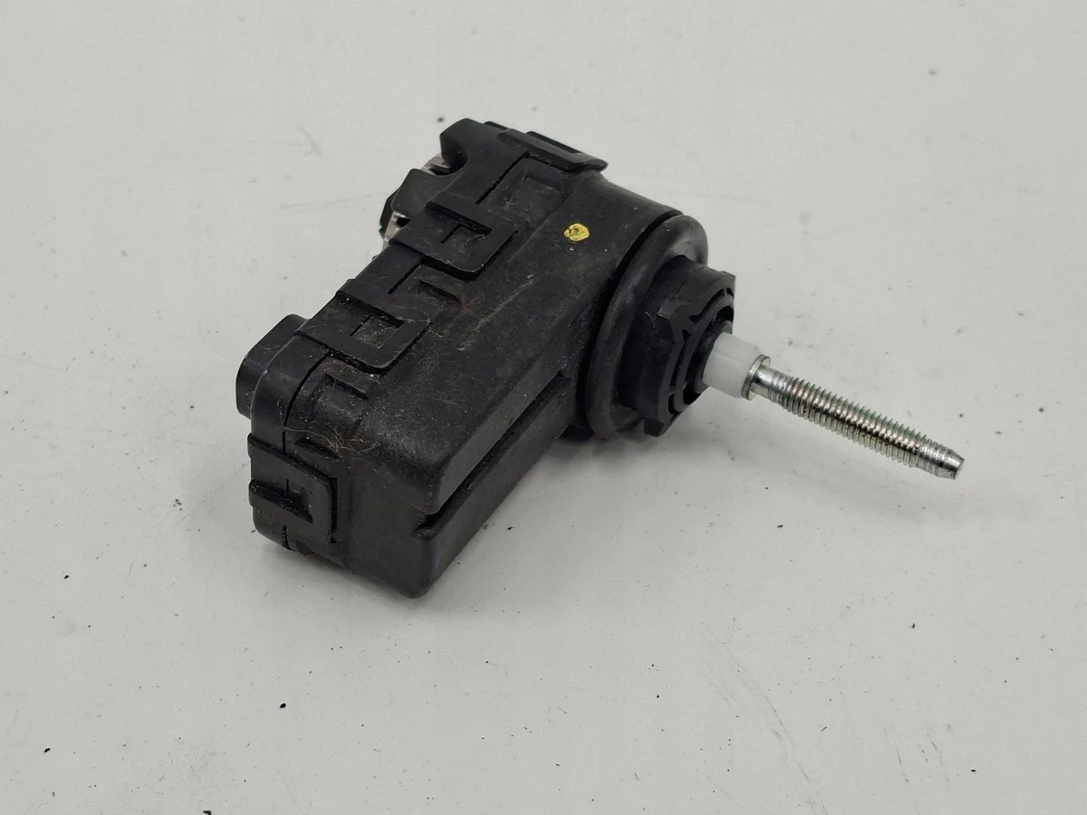 Headlight Adjuster Motor Mitsubishi Outlander ECM92121300 thumbnail 4