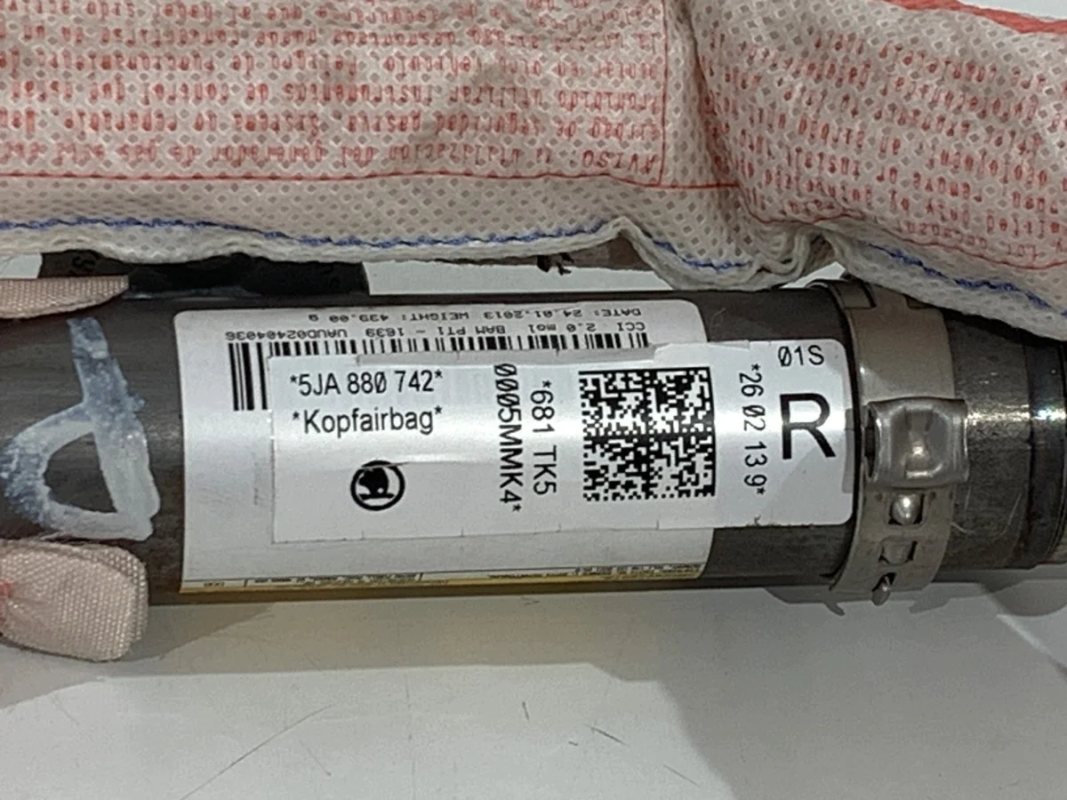 Seitenairbag rechts Skoda Rapid 5JA880742 image 3