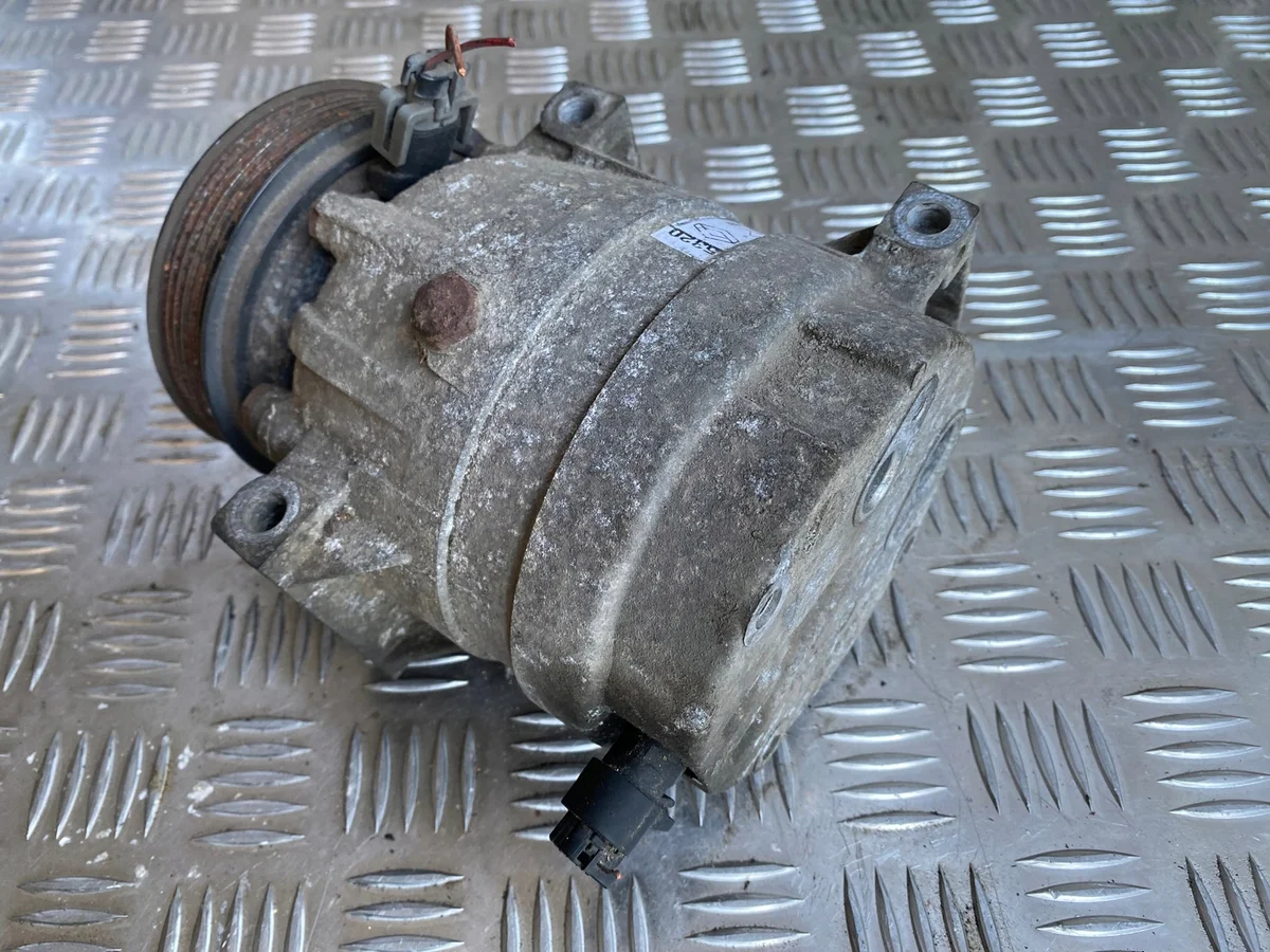 Compresseur de climatisation Renault Laguna II 820021822 image 3