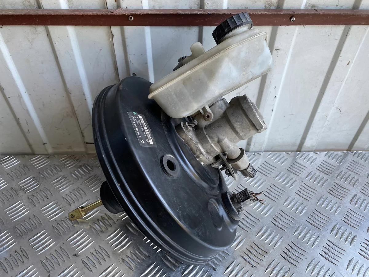 Servofreno Renault Laguna II 8200001577