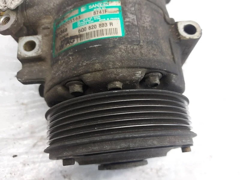 Ilmastoinnin kompressori 6Q0820803R Seat Ibiza III image 7