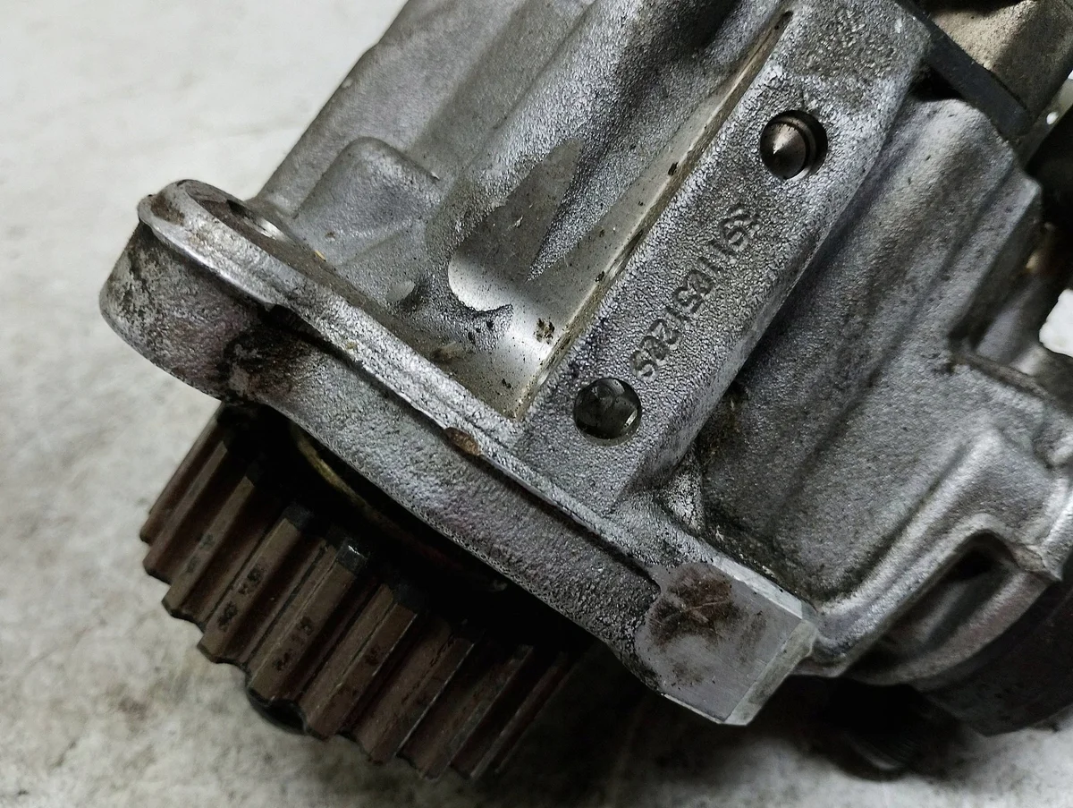 Brandstofpomp Land Rover 0445010614 image 3