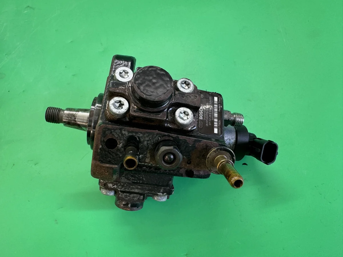 Bomba de alta pressão Fiat Bravo II 1.9 JTD 537841641
