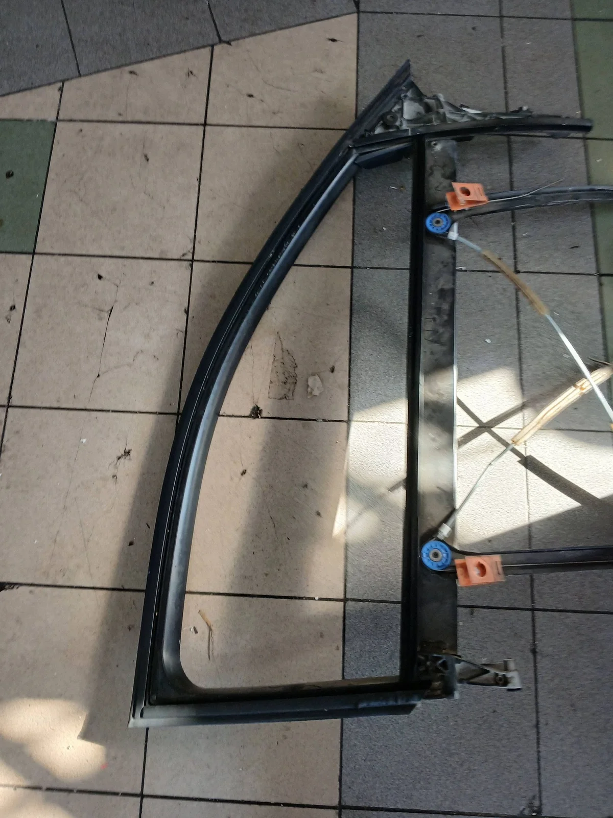 Cadre de porte Audi A3 S3 8P 200100023