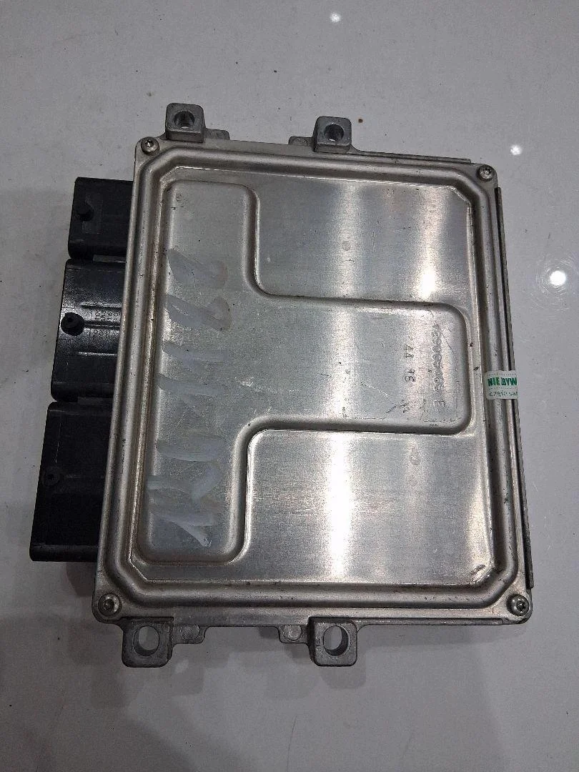 Ohjausyksikkö Renault Clio IV 0.9 TCE 237109221R image 3