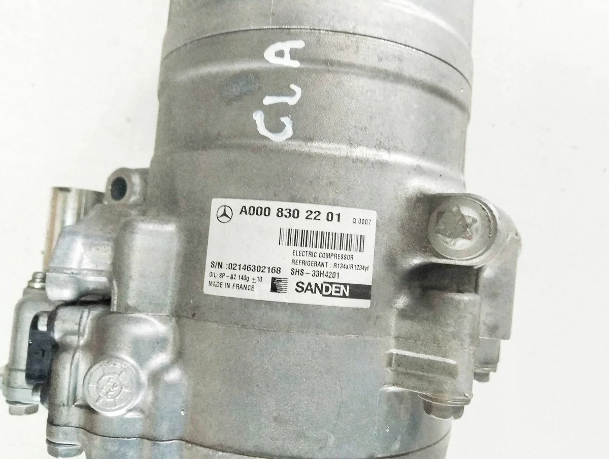 Compresseur de climatisation Mercedes CLA A0008302201CLA image 6