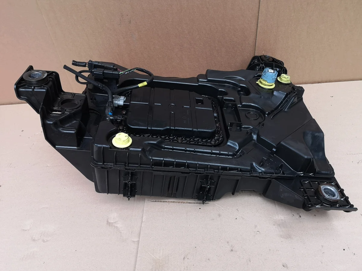 AdBlue Tank Citroen C4 Grand Picasso II 9818559280