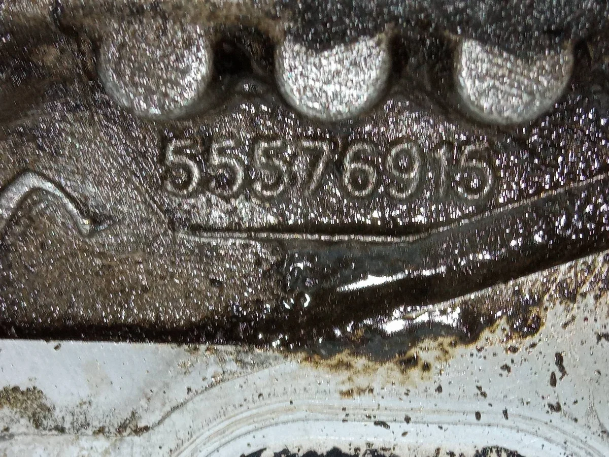 Sylinterikansi Opel Insignia 55576915 image 3