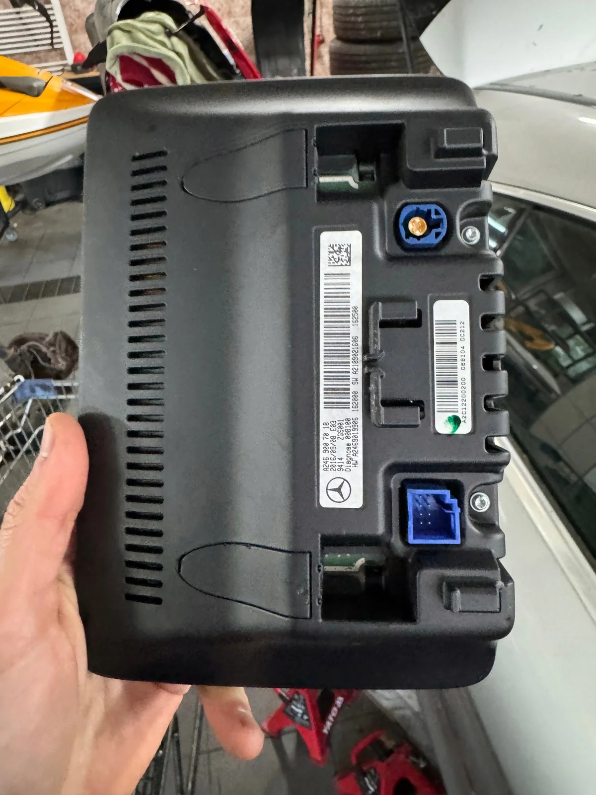 Display Bildschirm Mercedes CLA W117 A2469007018 thumbnail 1