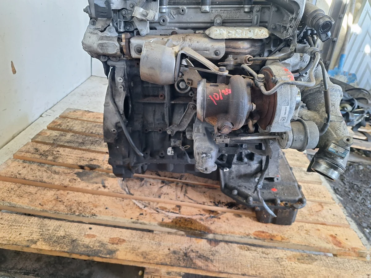 Moottori Mercedes Vito W447 2.2 CDI 651950 image 4