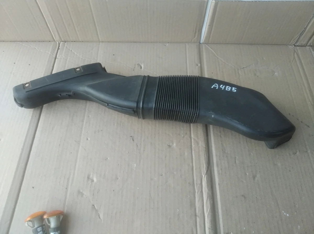 Air Intake Pipe Audi A4 B5 058129617D