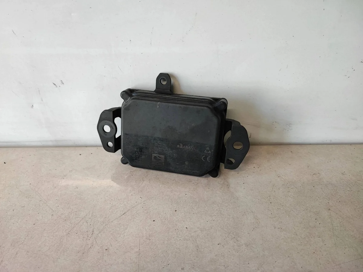 Radar régulateur de vitesse actif Lexus UX 8821033120