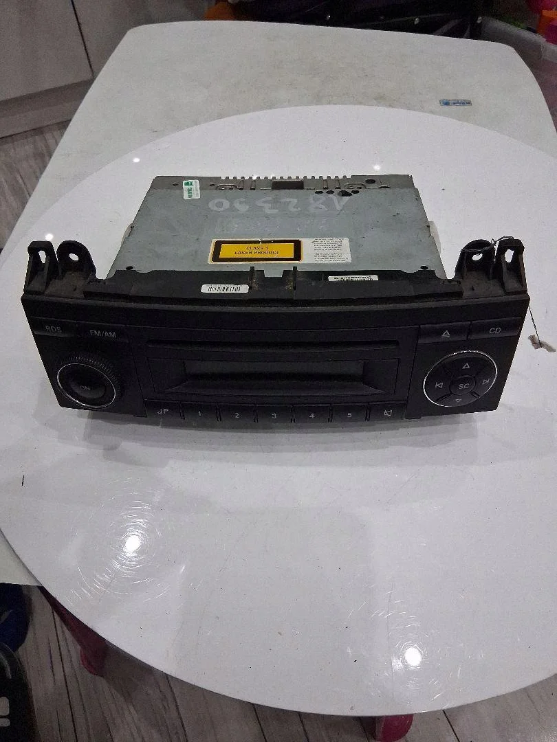 Radio CD Mercedes Classe B W245 A1698702389