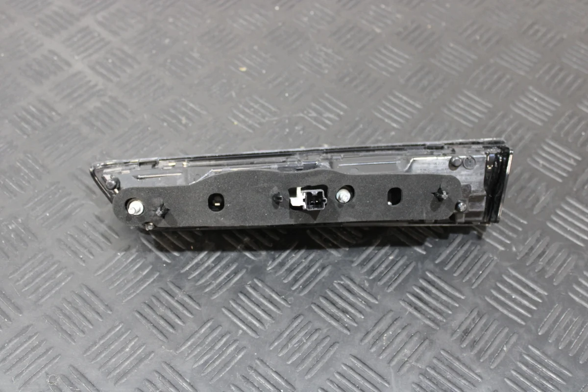 Rear Left Lamp Opel Mokka B II 9833944480