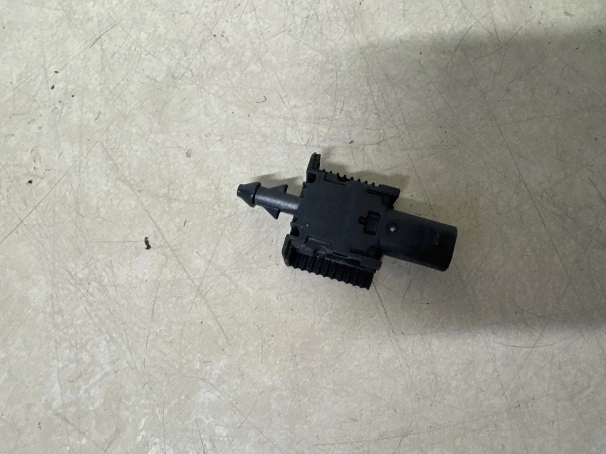 Sensor de impacto BMW 6833256 image 3