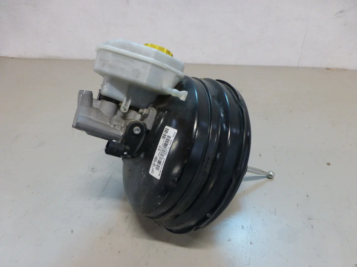 Bromsservo VW Touareg II 7P0612101F
