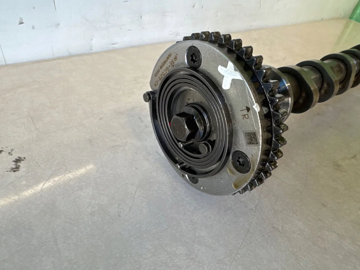 Ford Mustang Kamaxel JR3E6A272BA