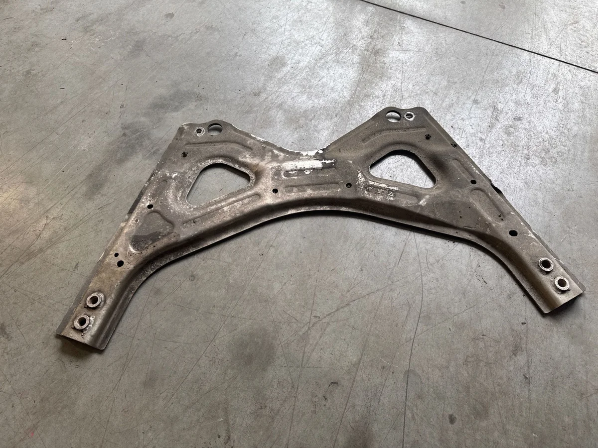 Maserati Ghibli Cache sous moteur 670038982