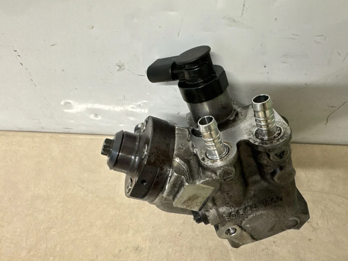 Einspritzpumpe BMW N47 2.0 D 0445010528 thumbnail 3