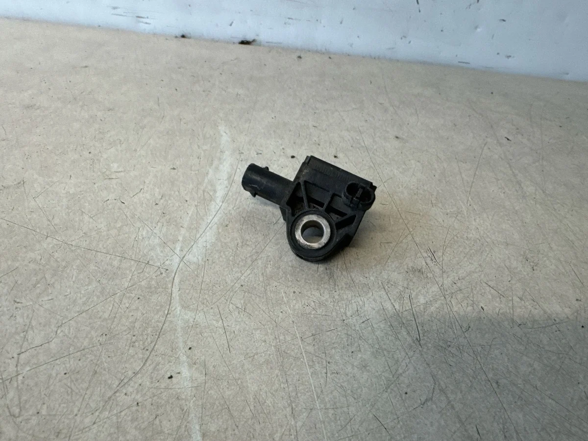 Krocksensor BMW i4 6861319