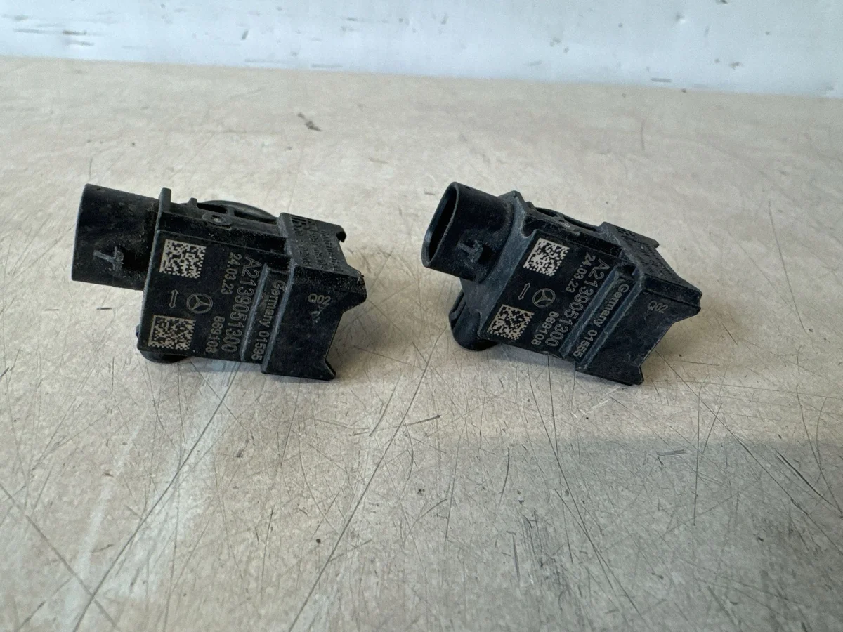 Krocksensor Mercedes-Benz EQC A2139051300 thumbnail 1