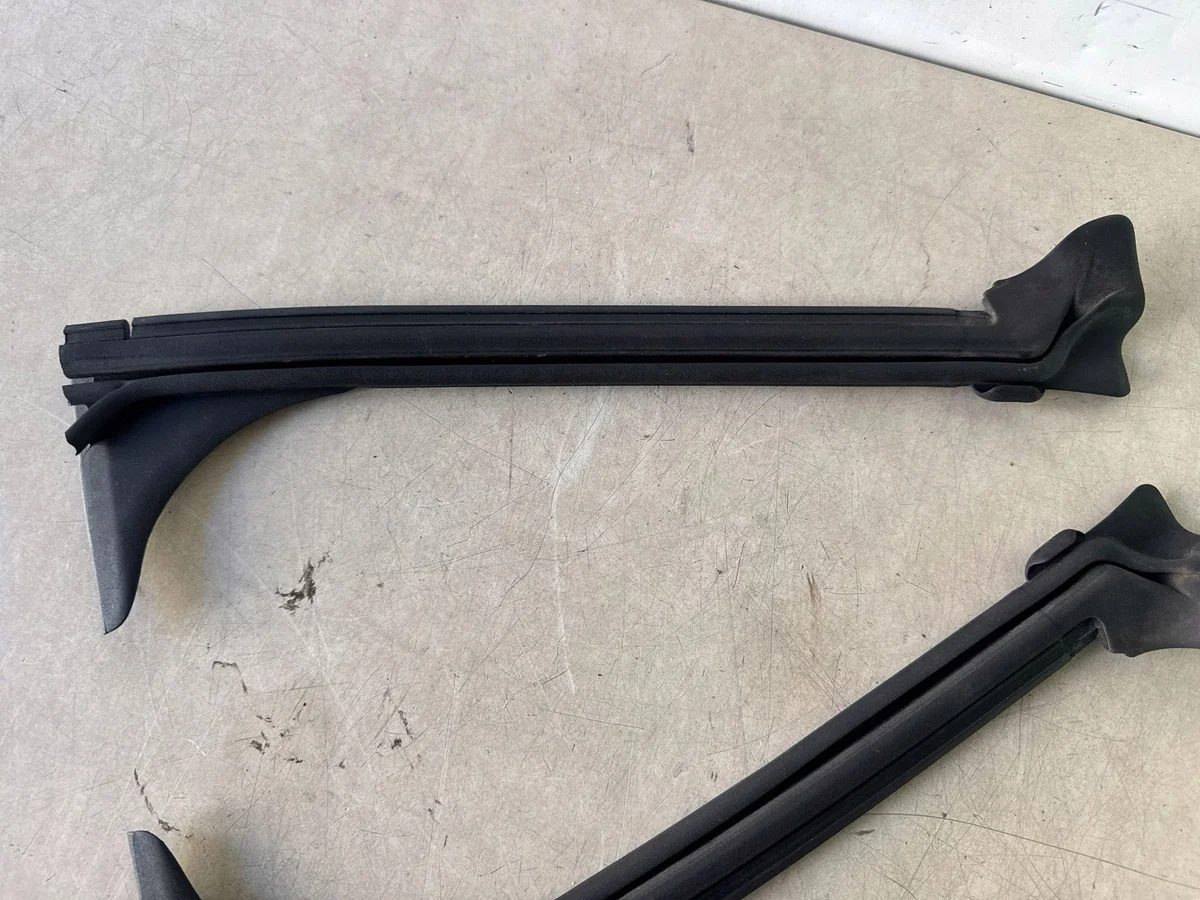 Baguette de vitre arrière BMW Série 4 G22 7482712 image 3